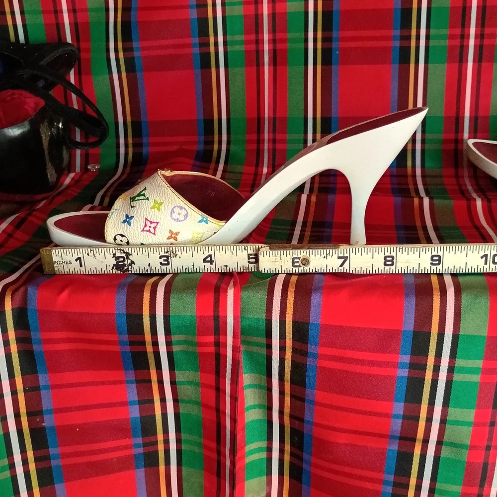 Stylish White and Red Women's Heels - Picture 9 of 10